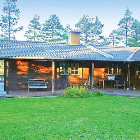 Gorgeous Home In Kaelarne With House Sea View Ovsjobyn Extérieur photo